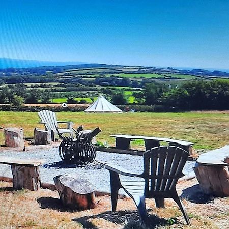 Summit Camping Kit Hill Cornwall Panoramic Views Grass Pitch From 15Pn Or Bella Bell Tent 75Pn Callington Bagian luar foto